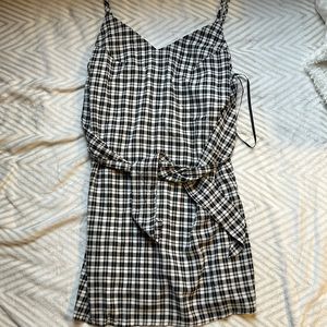 Forever 21 tie dress in plaid black and white